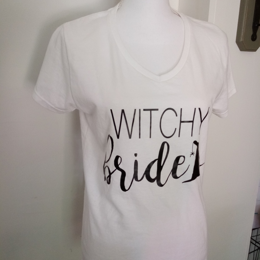 Witchy Bride White V-neck Tee, sz M